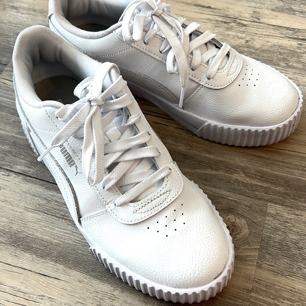 Puma leather sneakers